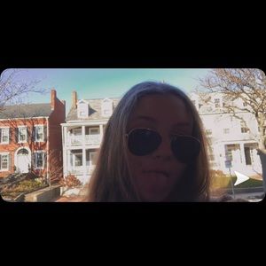 Meet your Posher, Arianna